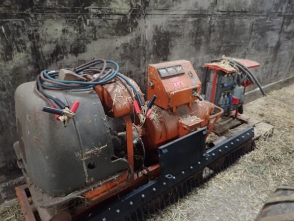 27 kw. med benzin motor 27 kw. med benzin motor