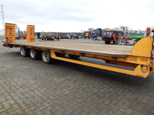27t. Tri-axle 27t. Tri-axle